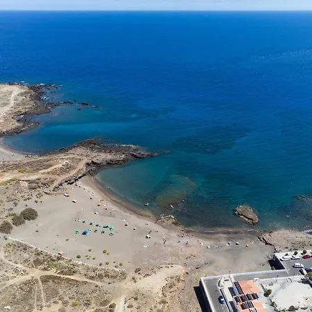 펜션 Private Pool By Sunkeyrents Abades (Tenerife)